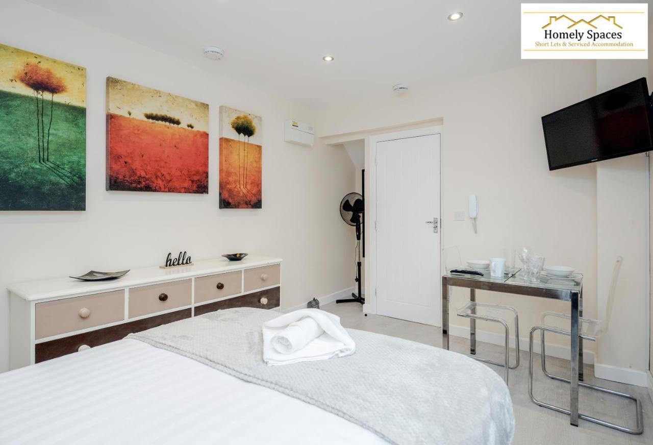 Bedford Hospital Victoria Apartments A And B By Homely Spaces Short Lets & Serviced Accommodation מראה חיצוני תמונה