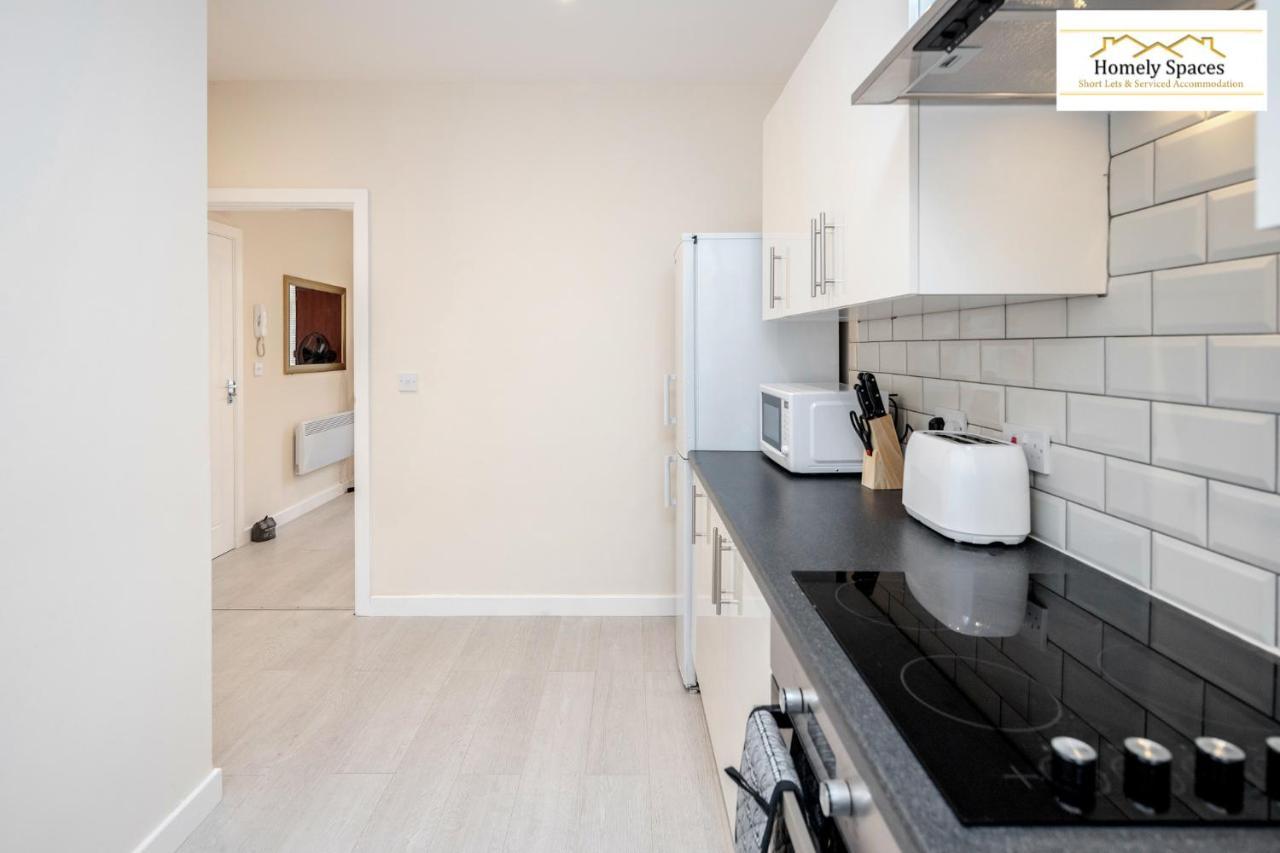 Bedford Hospital Victoria Apartments A And B By Homely Spaces Short Lets & Serviced Accommodation מראה חיצוני תמונה