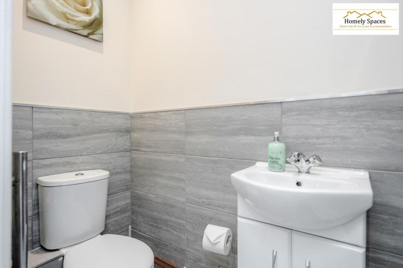 Bedford Hospital Victoria Apartments A And B By Homely Spaces Short Lets & Serviced Accommodation מראה חיצוני תמונה